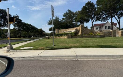 Southridge Lake in Southlake, Texas